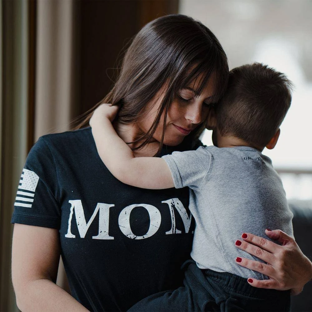 Women's Mom Defined T-Shirt - Black - Image 6