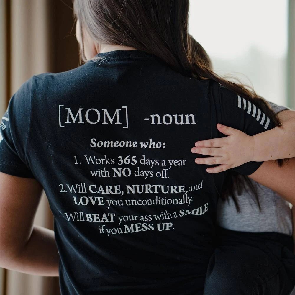 Women's Mom Defined T-Shirt - Black - Image 2