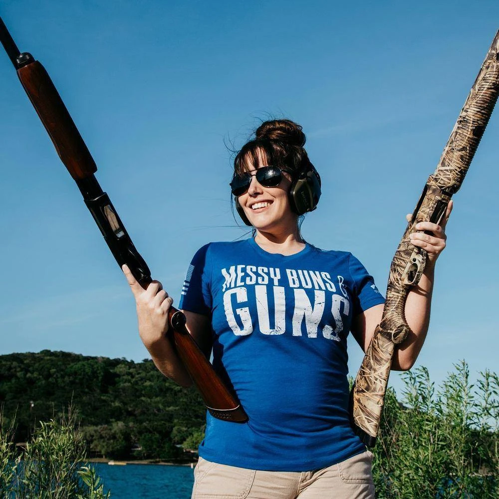 Women's Messy Buns And Guns T-Shirt - Royal - Image 4