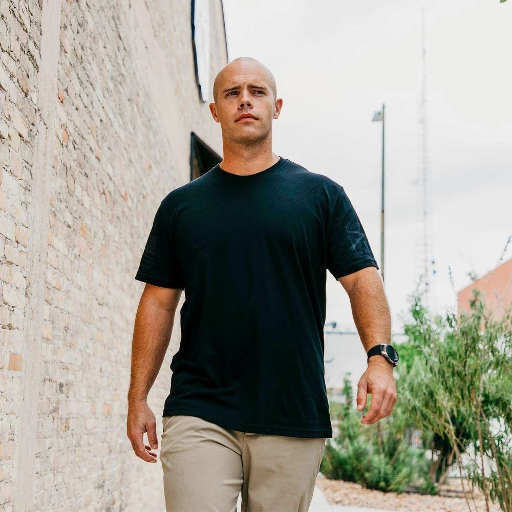 Ghost Basic T-Shirt - Black - Image 2